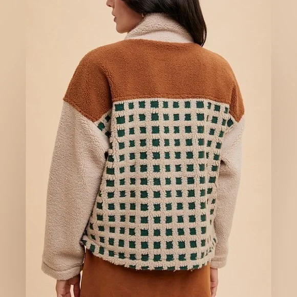 NWT Annie Wear Tarzana Tan Checkered Plaid Zip Up Sherpa Fleece Jacket - Picture 4 of 5